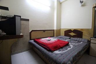Hotel Omex, New Delhi 3